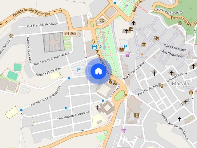 Quarto em zona calma no centro de Santarem