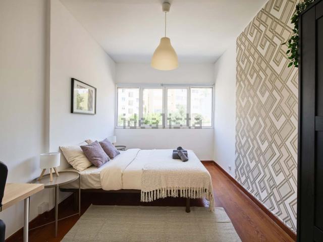 Quarto, Estrela