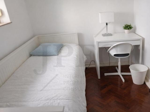 Quarto Individual para Arrendar Montelavar, Sintra