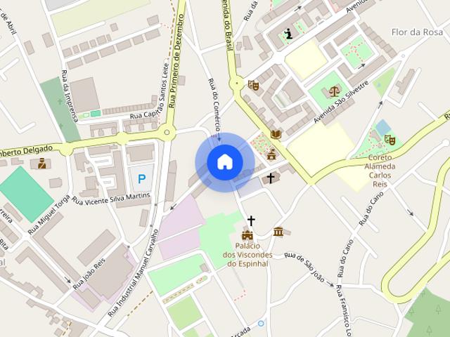 Quarto junto a Igreja na Lousa