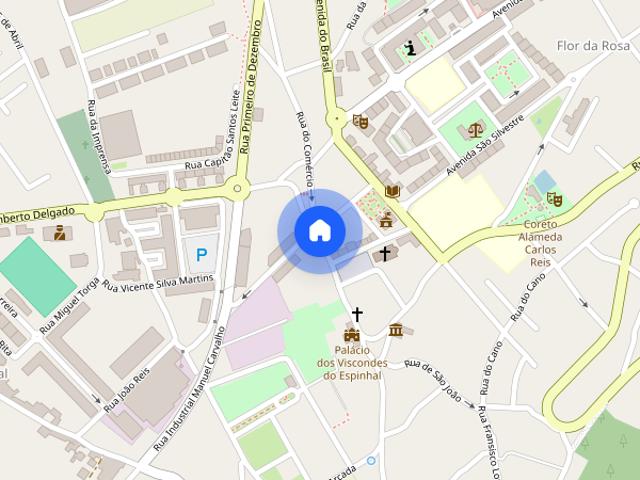 Quarto junto a Igreja na Lousa