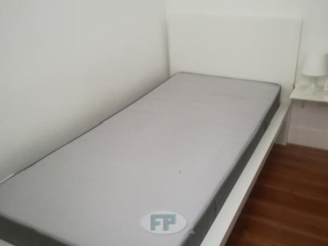 Quarto, Junto Metro Anjos