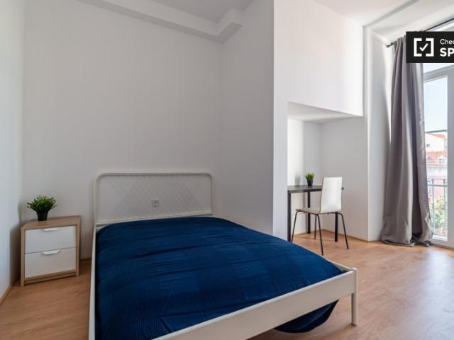 Quarto em apartamento partilhado de 9 quartos para alugar em Lisboa