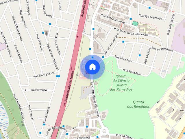 Quarto mobilado com cama de casal em Bobadela