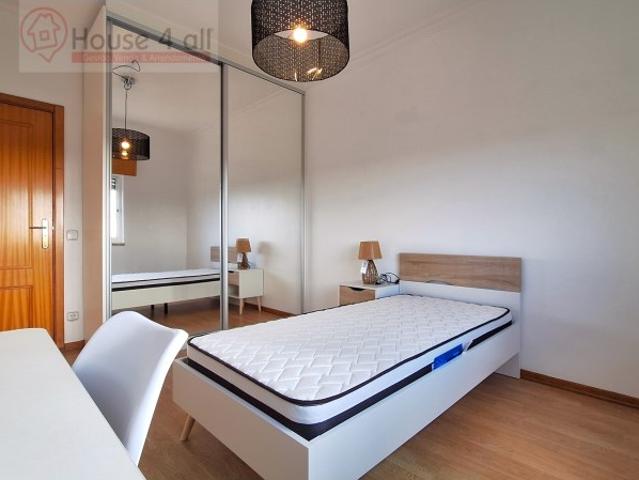 Quarto mobilado Centro da cidade