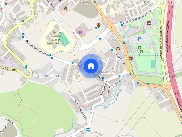 Quarto mobilado centro de Loures