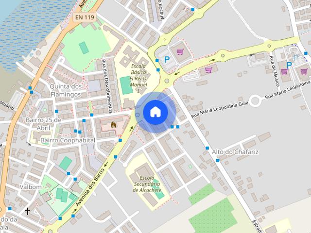 Quarto muito central a 1 min de transportes