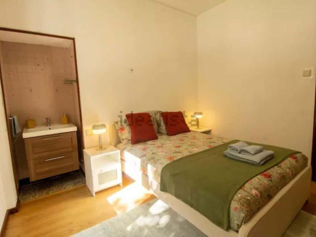Quarto, São João da Madeira