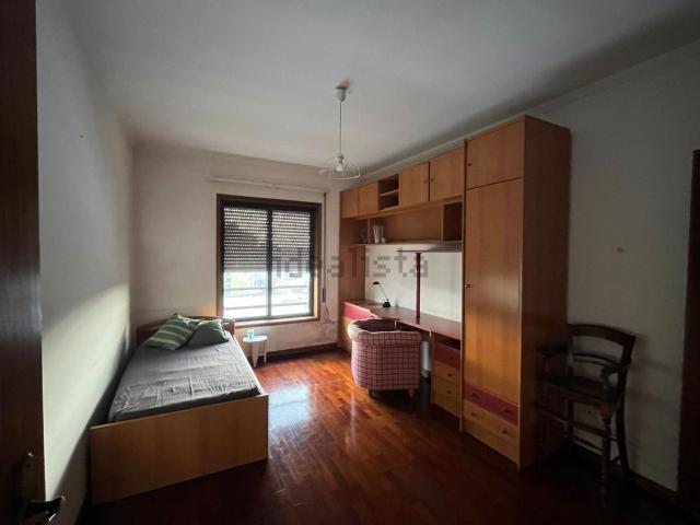 Quarto, São João da Madeira