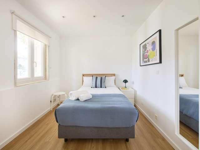 Quarto para alugar em casa com 6 quartos em Benfica, Lisboa
