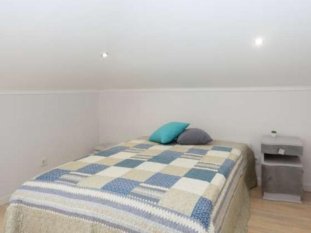 Quarto para alugar em casa espaçosa com 6 quartos em Setúbal, Lisboa