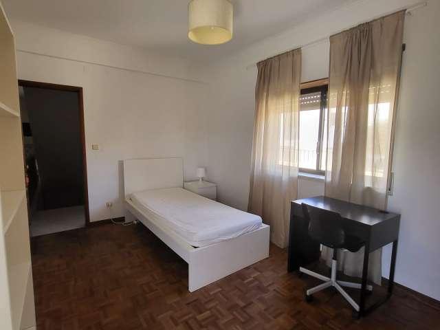Quarto para alugar em Almada, Lisboa