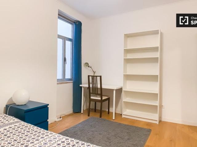 Quarto para alugar em apartamento de 10 quartos em Lisboa