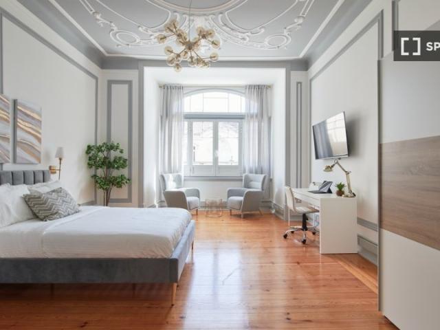 Quarto para alugar em apartamento de 10 quartos em Lisboa