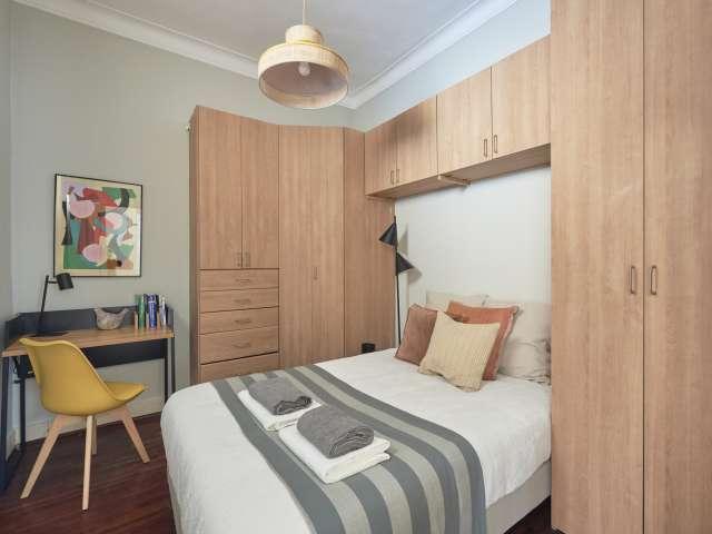 Quarto para alugar em apartamento de 11 quartos em Lisboa