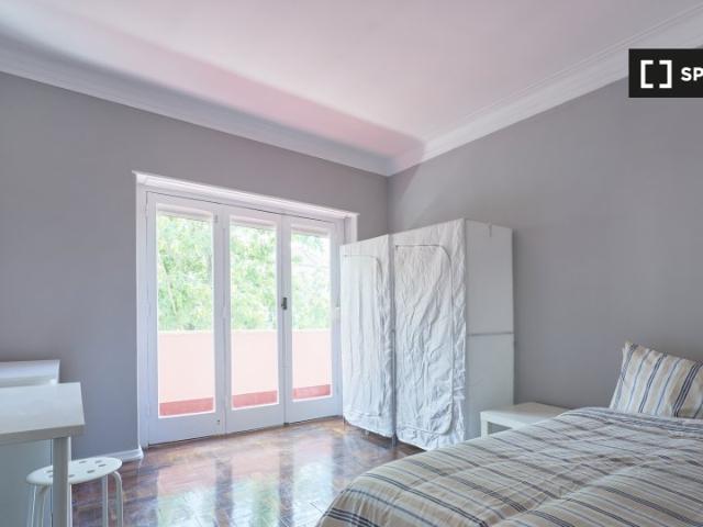 Quarto em apartamento partilhado para alugar em Lisboa