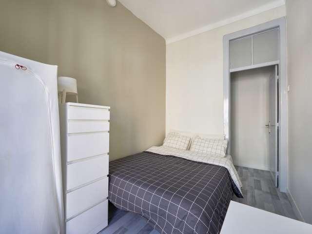 Quarto para alugar em apartamento de 7 quartos em Lisboa