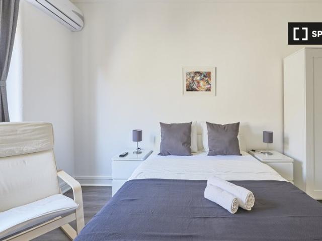 Quarto para alugar em apartamento de 7 quartos em Lisboa