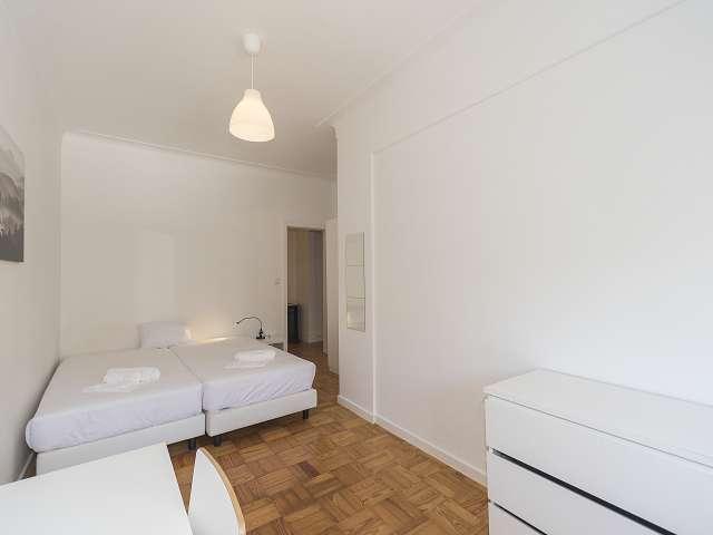 Quarto para alugar em apartamento de 4 quartos em Lisboa