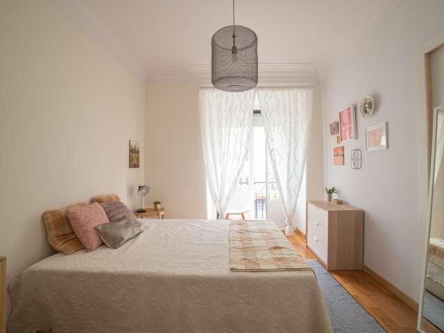 Quarto para alugar em apartamento de 6 quartos em Lisboa