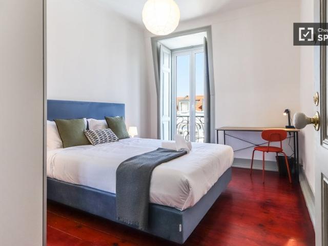 Quarto para alugar em apartamento de 6 quartos em Lisboa