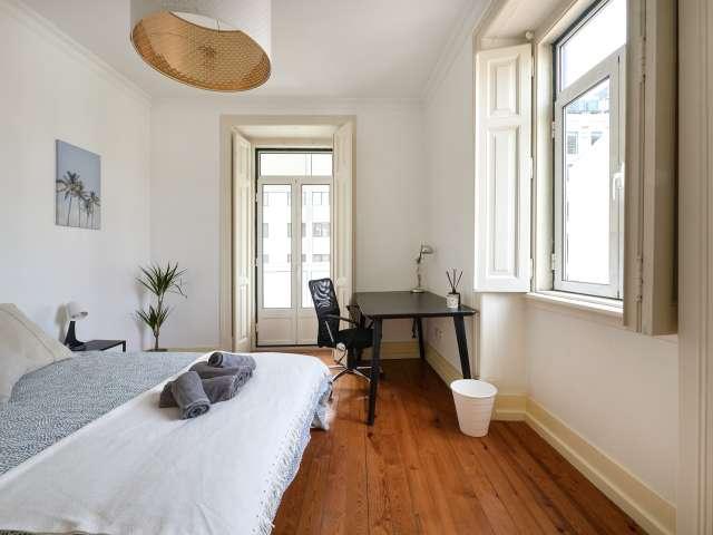 Quarto para alugar em apartamento de 8 quartos em Lisboa