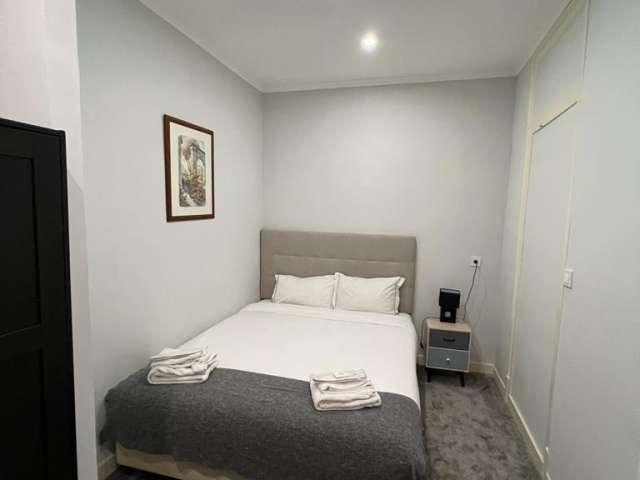 Quarto para alugar em apartamento partilhado de 4 quartos em Lisboa