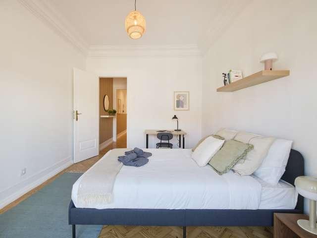Quarto para alugar em apartamento partilhado de 10 quartos, Lisboa