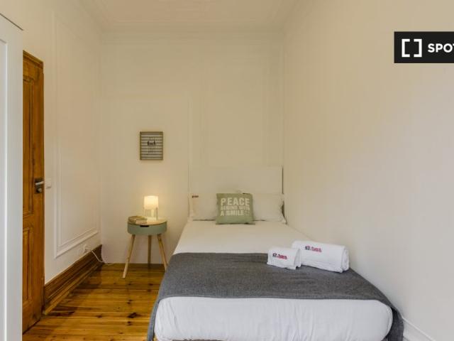 Quarto para alugar em residência com 5 quartos no centro de Lisboa