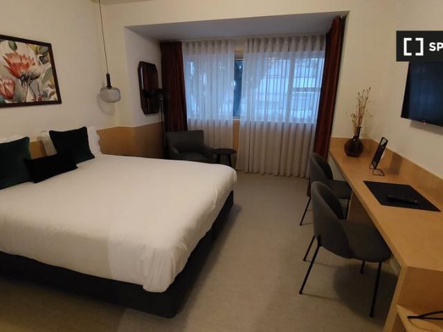 Quarto para alugar numa Guest House no Porto, Portugal