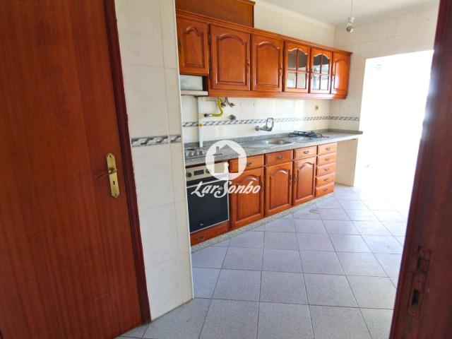 Quarto para arrendamento