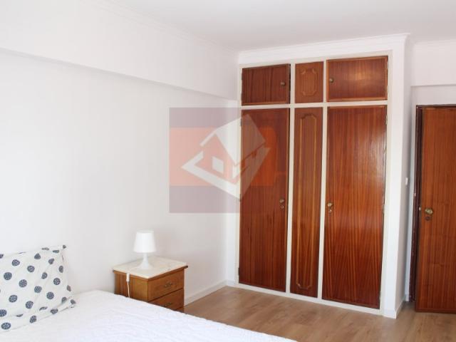 Quarto para arrendamento na Ramada