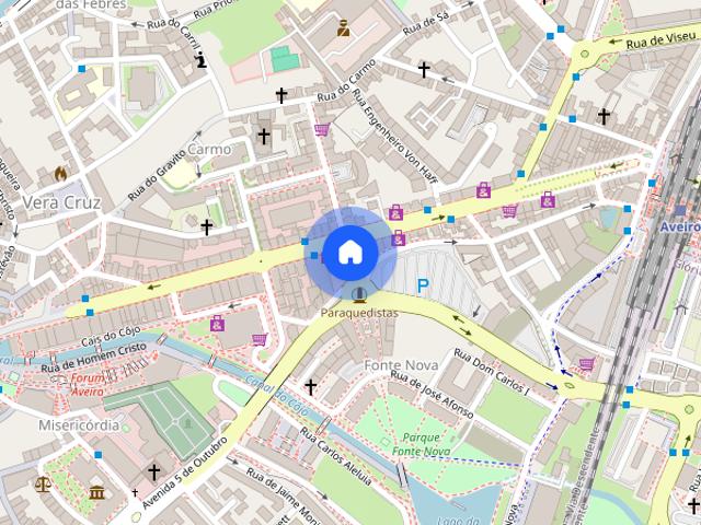 Quarto para menina estudante no centro de Aveiro