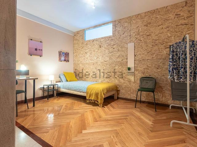 Quarto, Paranhos