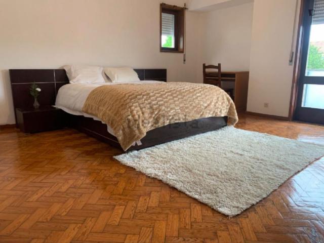Quarto, Paranhos
