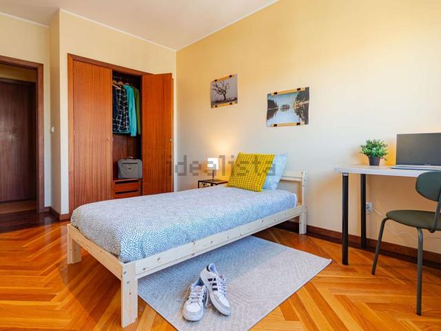 Quarto, Paranhos