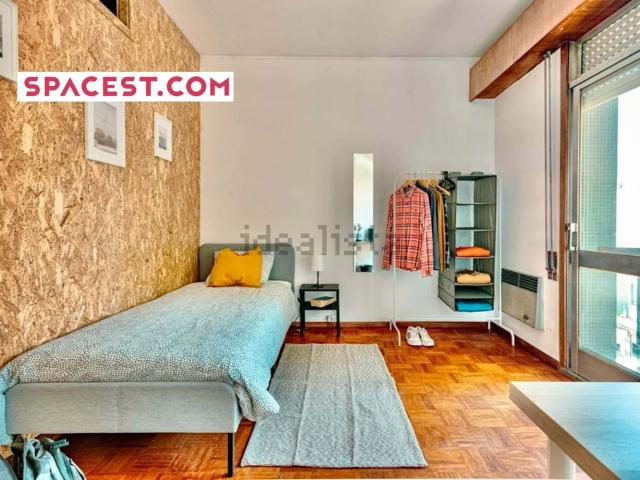 Quarto, Paranhos