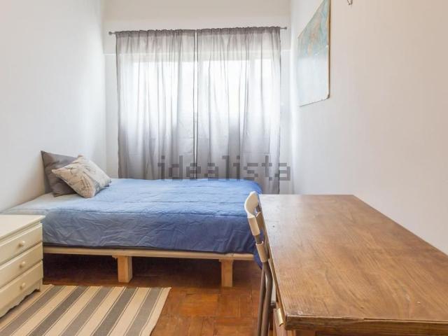 Quarto, Paranhos