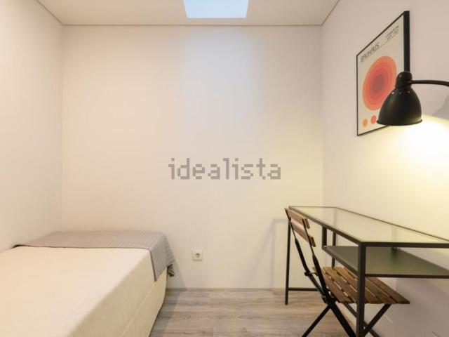 Quarto, Paranhos