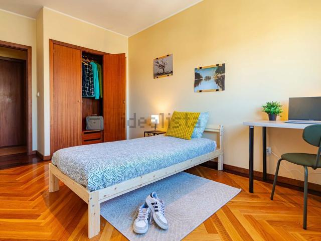 Quarto, Paranhos