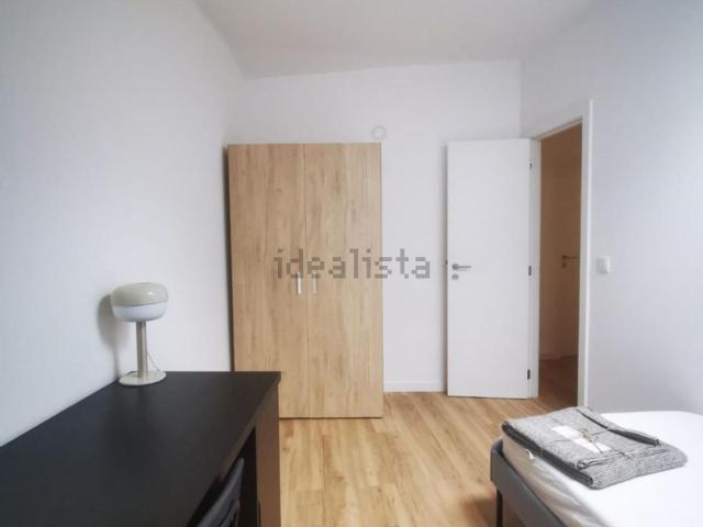 Quarto, Paranhos
