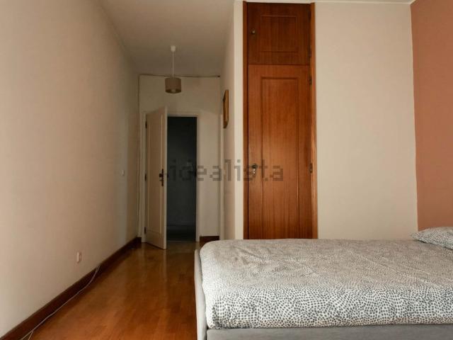 Quarto, Paranhos