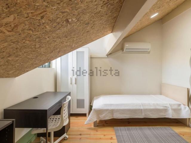 Quarto, Paranhos