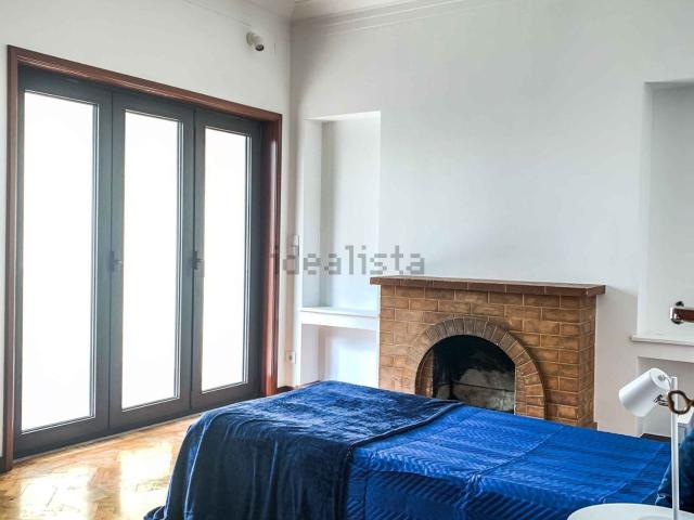 Quarto, Paranhos
