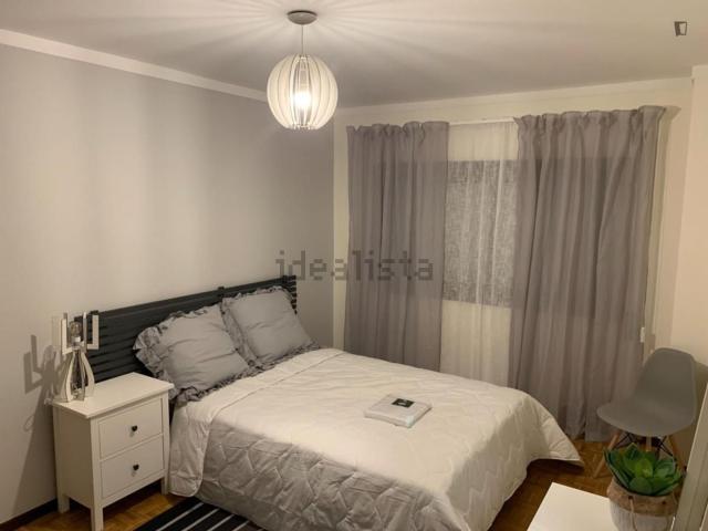 Quarto, Paranhos