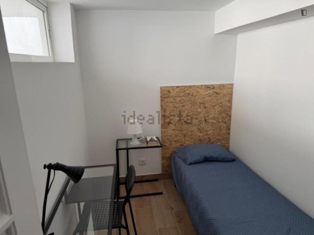 Quarto, Paranhos