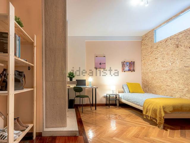 Quarto, Paranhos