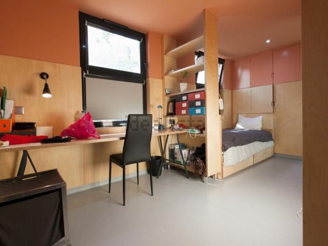 Quarto, Paranhos