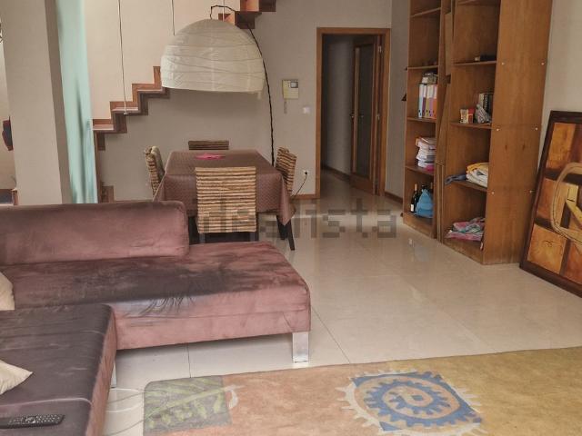 Quarto, Paranhos