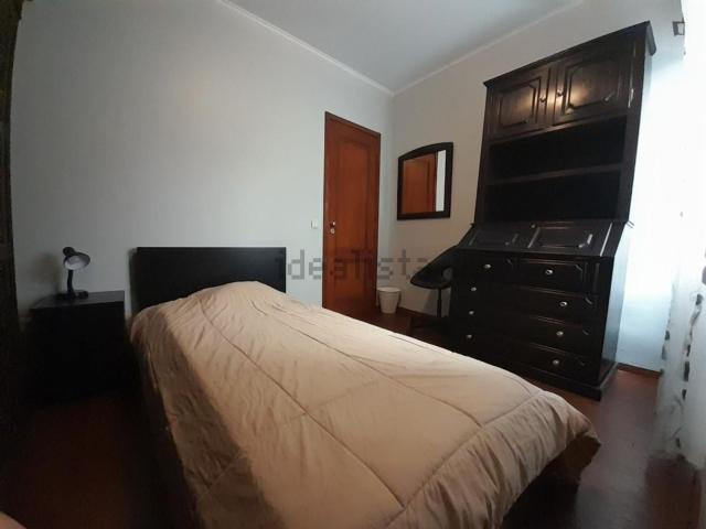 Quarto, Paranhos